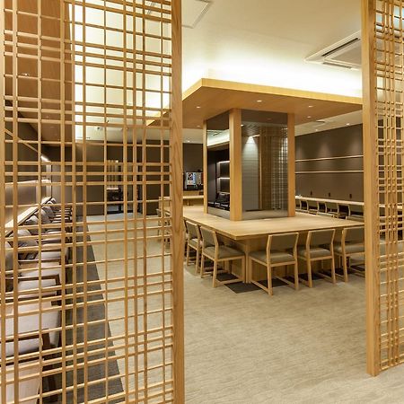 Y'S Cabin Yokohama Kannai Екстер'єр фото