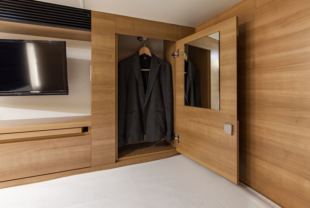 Y'S Cabin Yokohama Kannai Екстер'єр фото