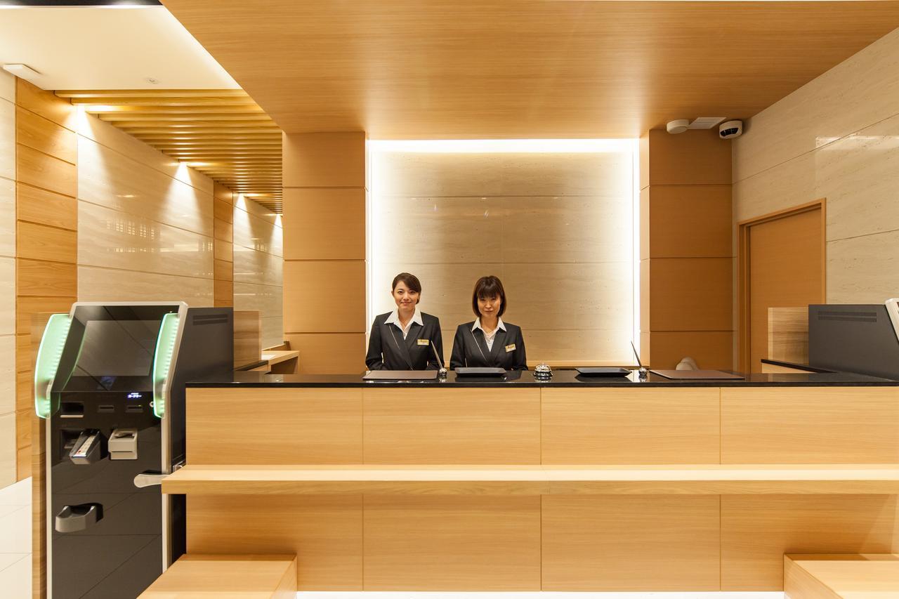 Y'S Cabin Yokohama Kannai Екстер'єр фото