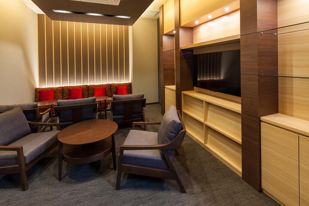 Y'S Cabin Yokohama Kannai Екстер'єр фото