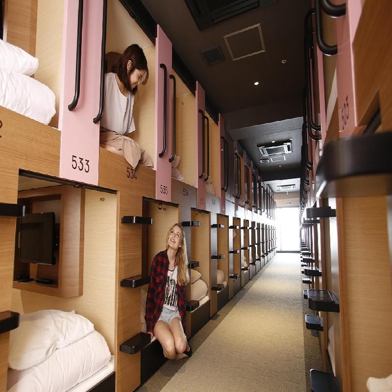 Y'S Cabin Yokohama Kannai Екстер'єр фото
