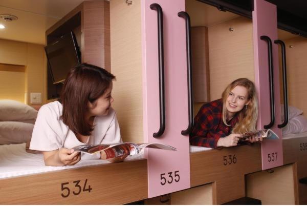 Y'S Cabin Yokohama Kannai Екстер'єр фото